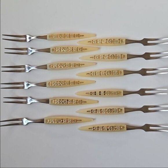 Vintage Japan Stainless Appetizer Mini Forks Set of 12 hors d'oeuvres Cocktails - Picture 15 of 15